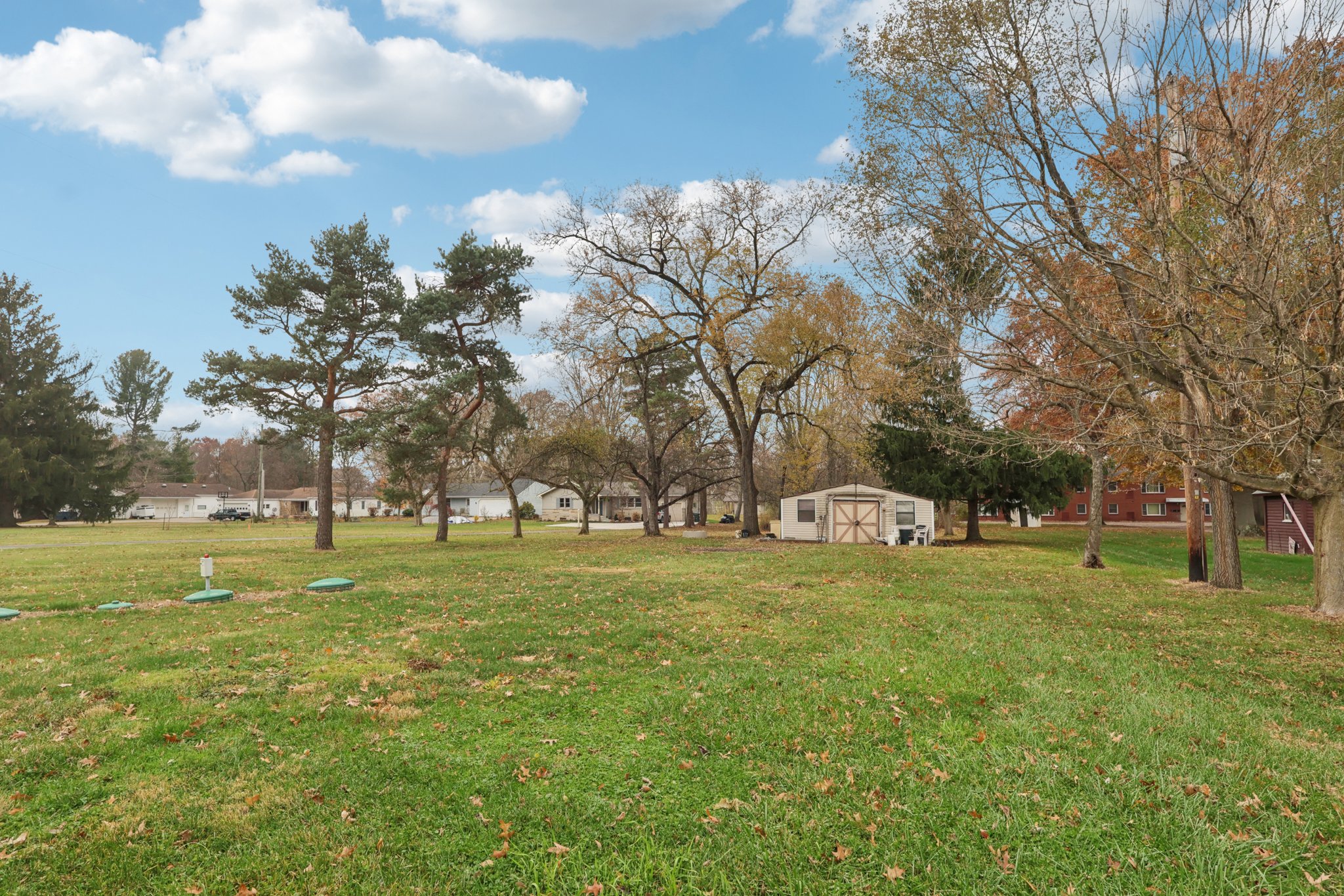 Lagrange Rd-S2011-039.jpg