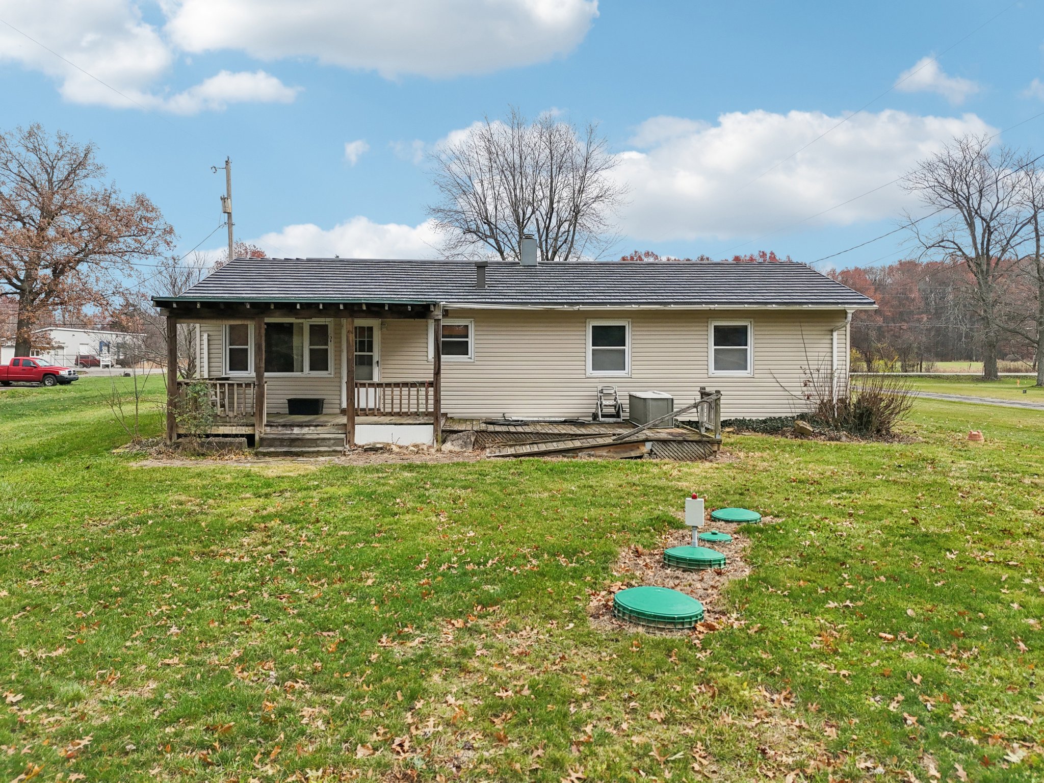 Lagrange Rd-S2011-047.jpg