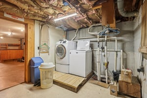 Lagrange Rd-S2011-031.jpg