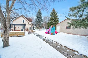 1056 Front Ave, St Paul, MN 55103, US Photo 29