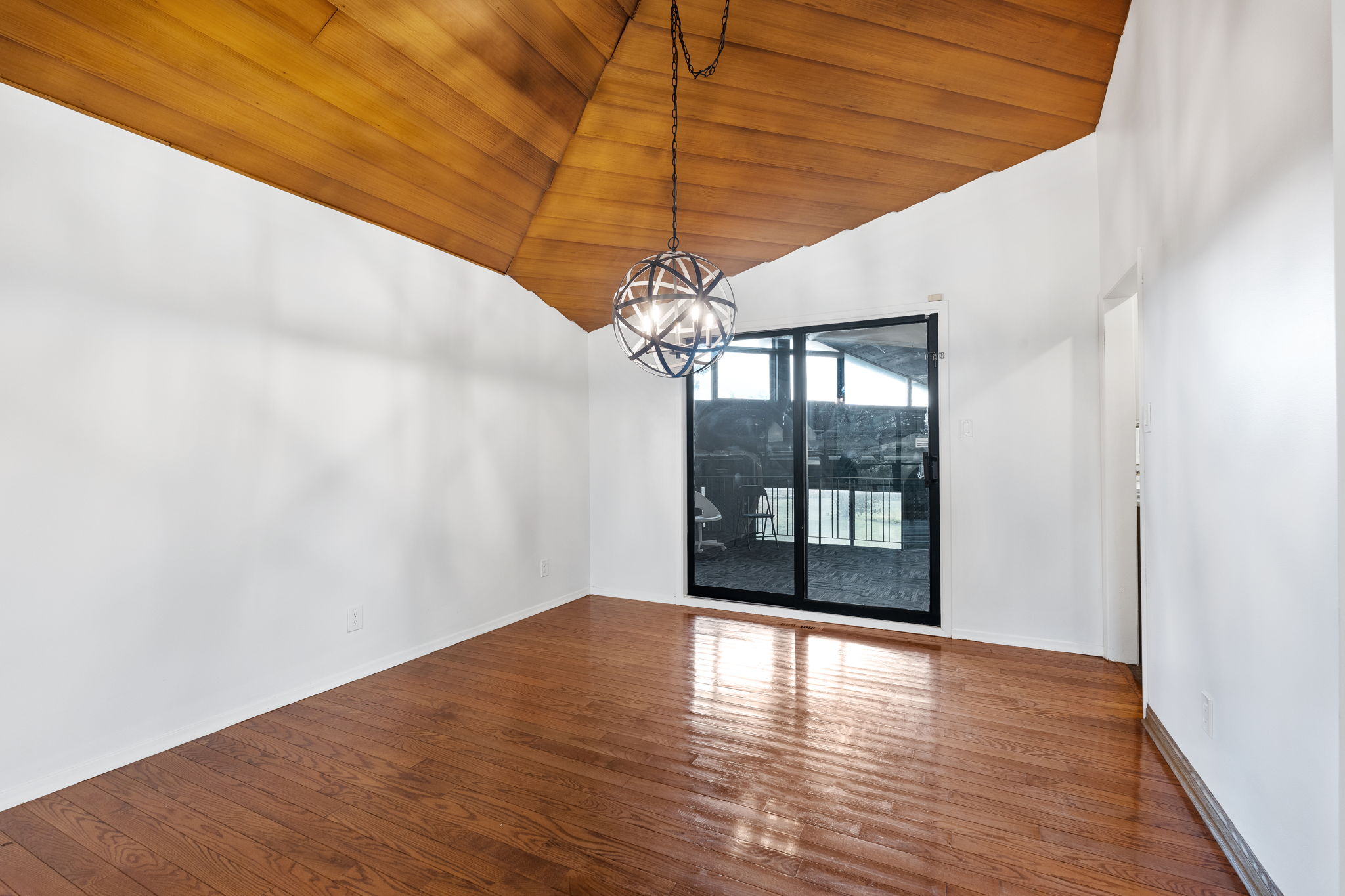 1056 Schindel Rd - Interior-6