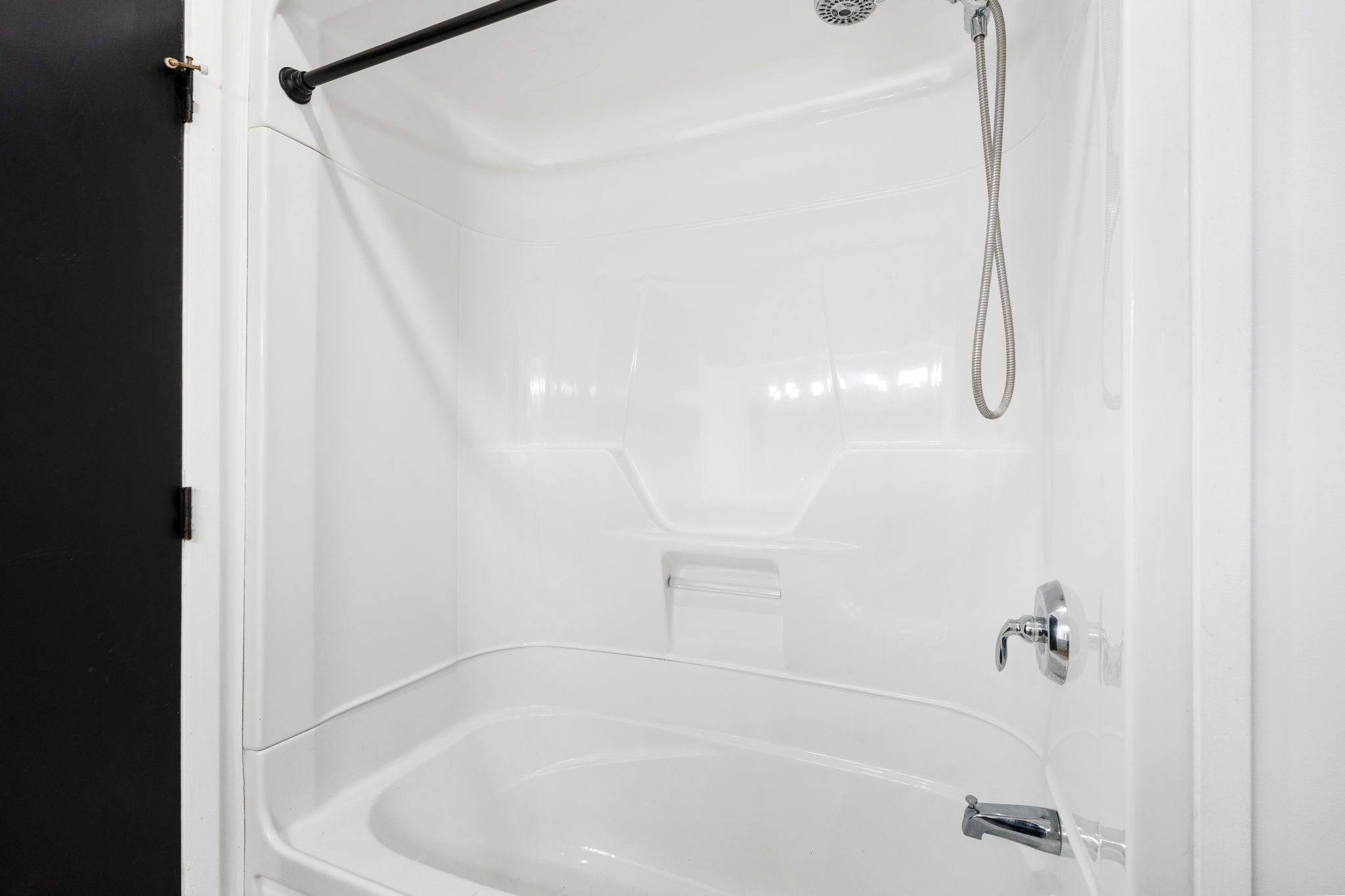 1056 Schindel Rd - Interior-22