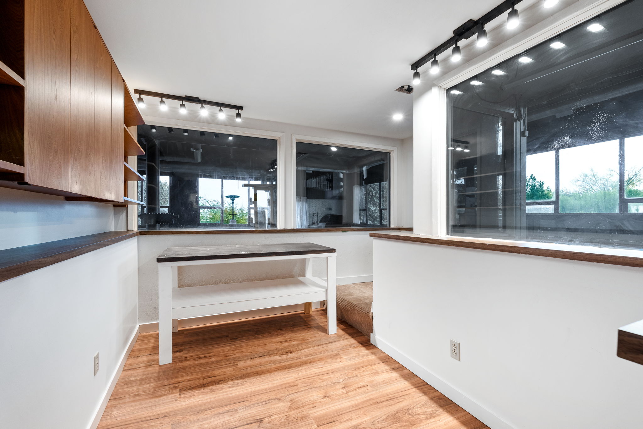 1056 Schindel Rd - Interior-30