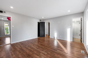 1056 Schindel Rd - Interior-17