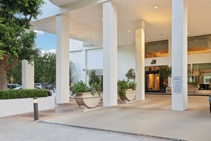 Wilshire Blvd-2307-902.jpg