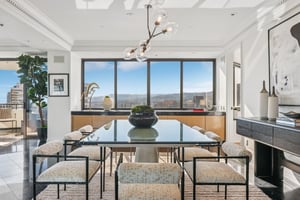 Wilshire Blvd-L2307-014.jpg