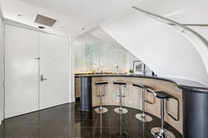 Wilshire Blvd-L2307-022.jpg