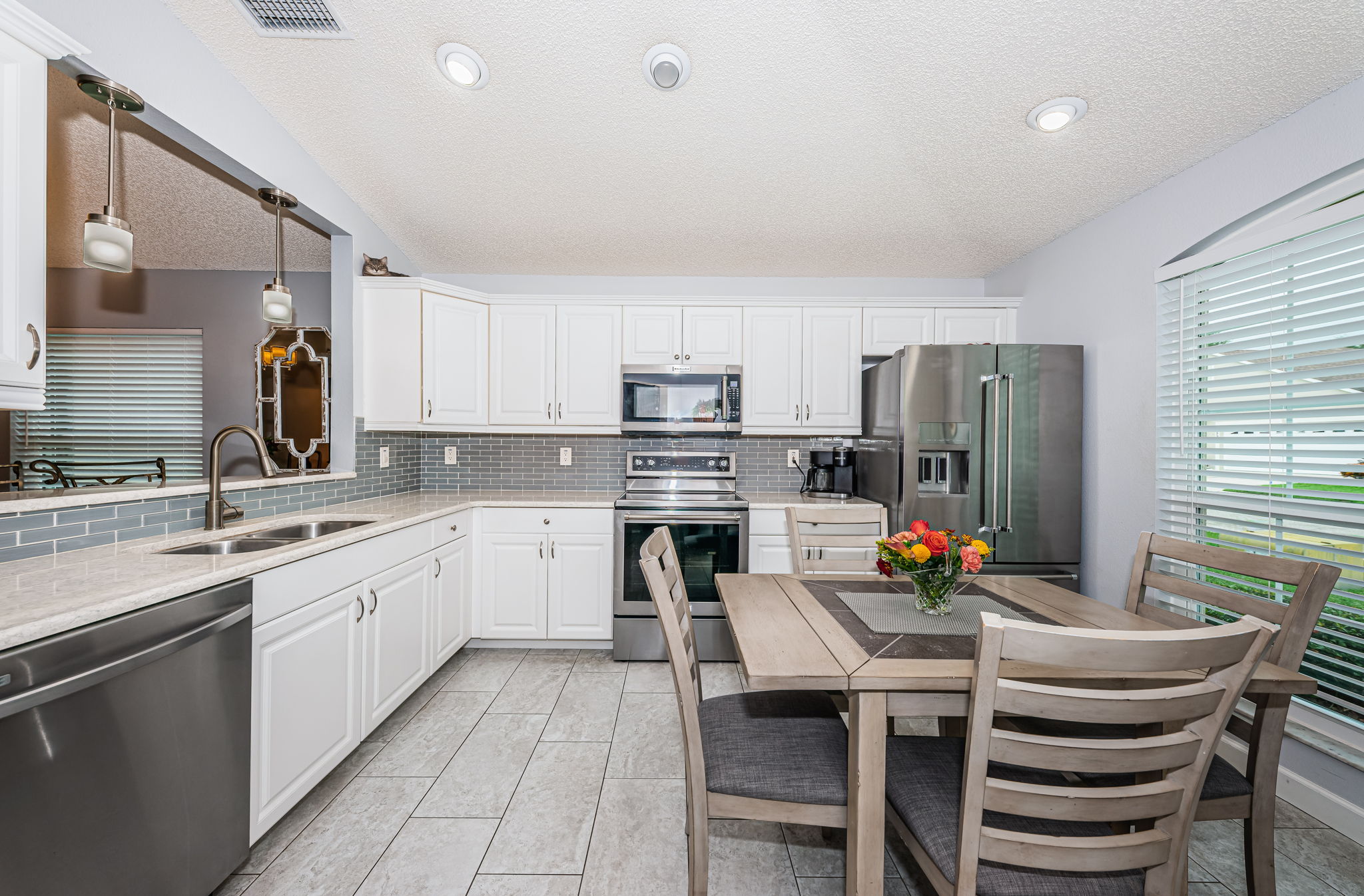 Kitchen 2