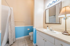 Primary Bathroom 1a