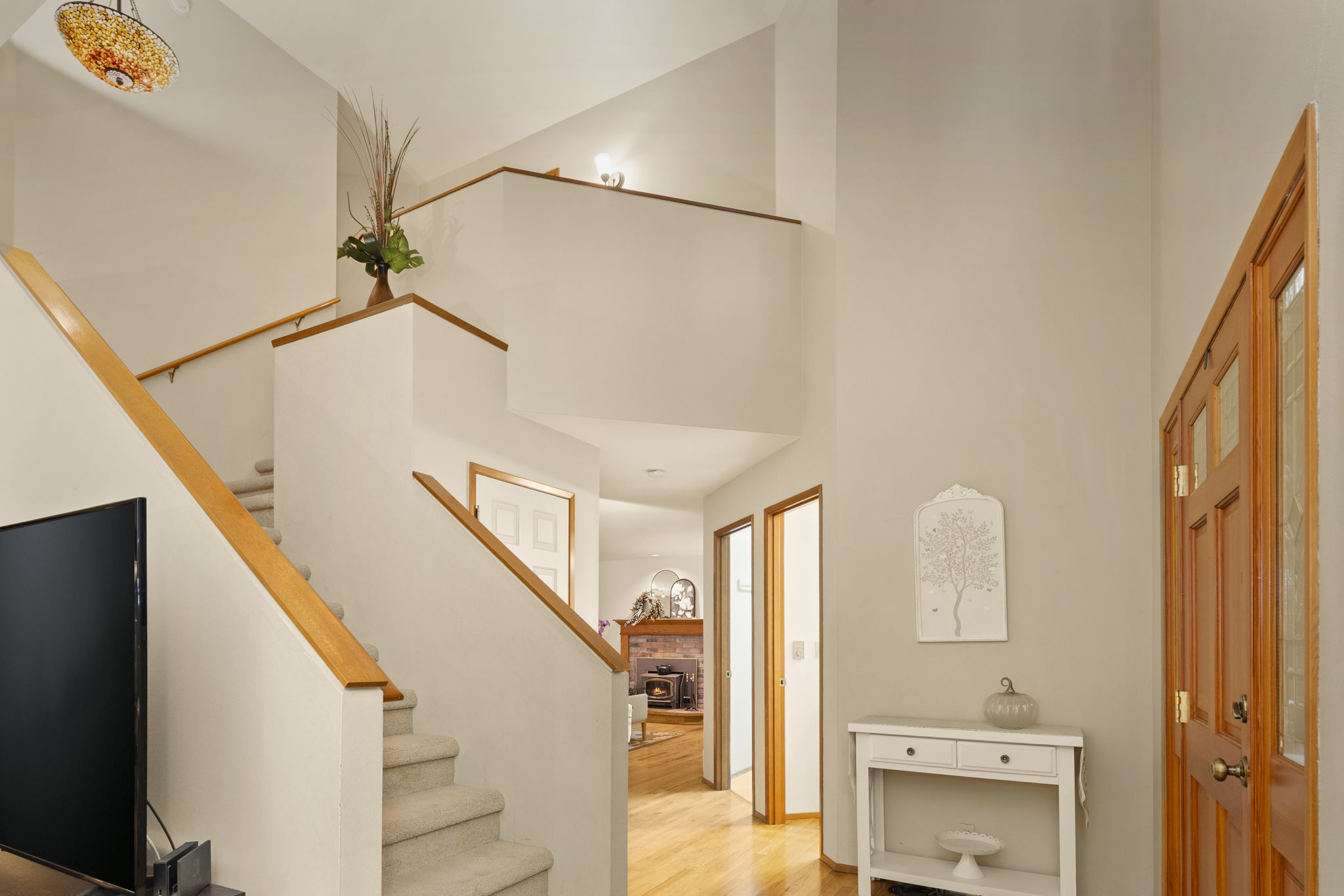 Beautiful vaulted entry!