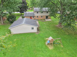  Photo 44