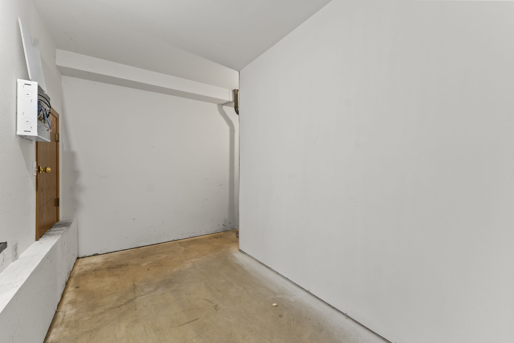  Photo 48