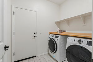  Photo 36
