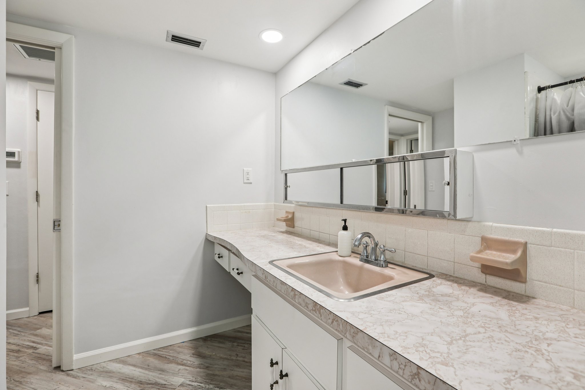 Lake Vista Dr-S1103-015.jpg