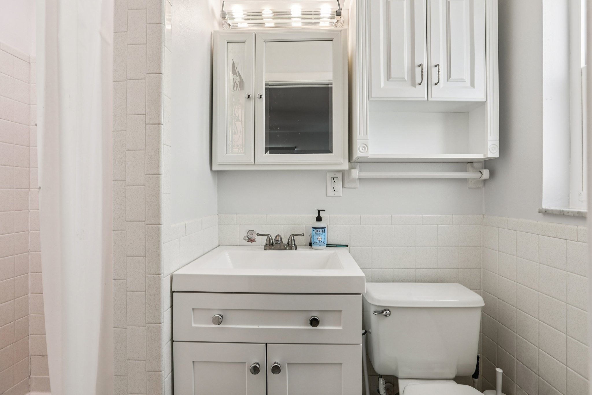 Lake Vista Dr-S1103-022.jpg