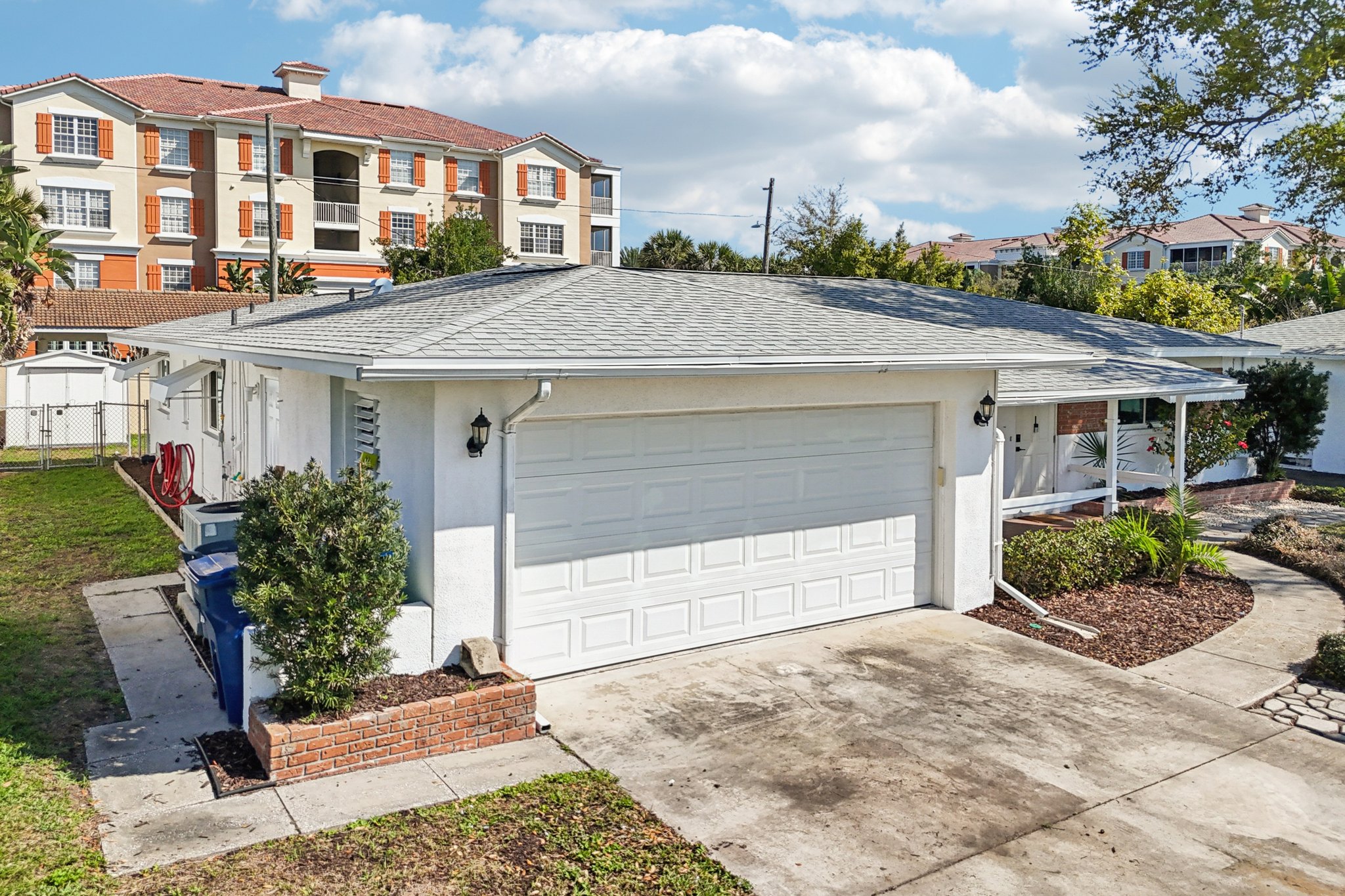 Lake Vista Dr-S1103-034.jpg