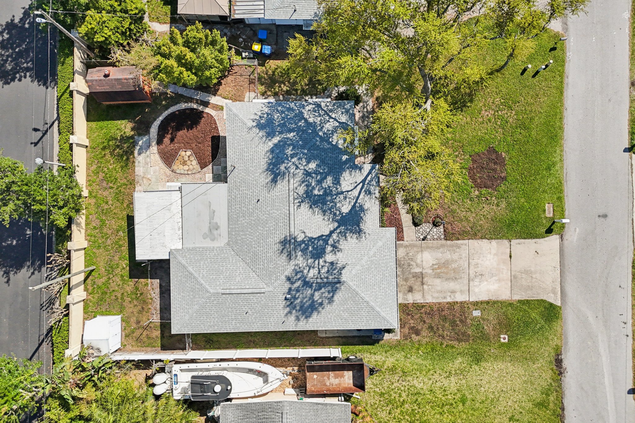 Lake Vista Dr-S1103-038.jpg