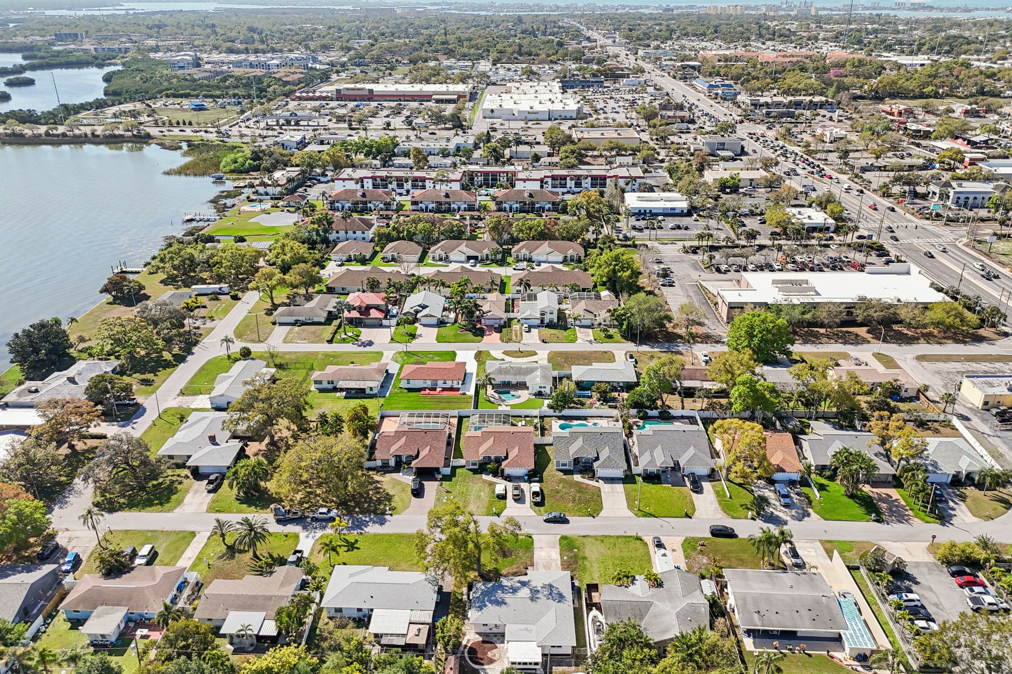 Lake Vista Dr-S1103-045.jpg