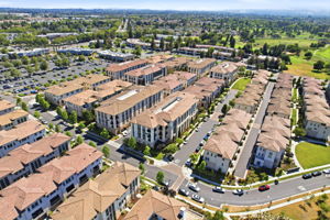 011_F8_AERIAL_1057 Foxglove Pl unit 203
