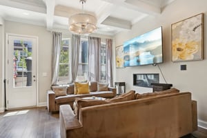 Moorewood Ln S E-006.jpg