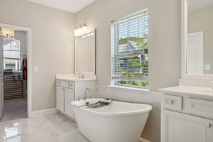 Moorewood Ln S E-022.jpg