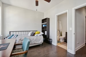 Moorewood Ln S E-025.jpg
