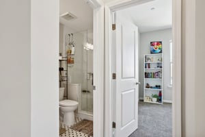 Moorewood Ln S E-028.jpg