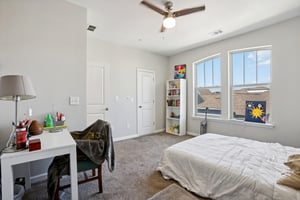 Moorewood Ln S E-030.jpg