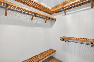 Closet 2
