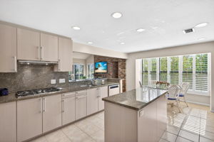 Kitchen 1
