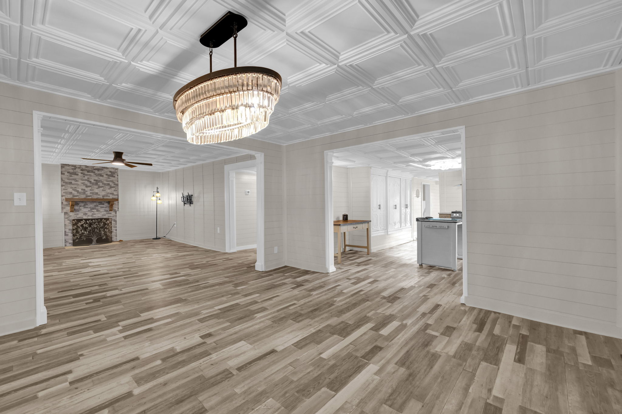 1057 Virginia St-11
