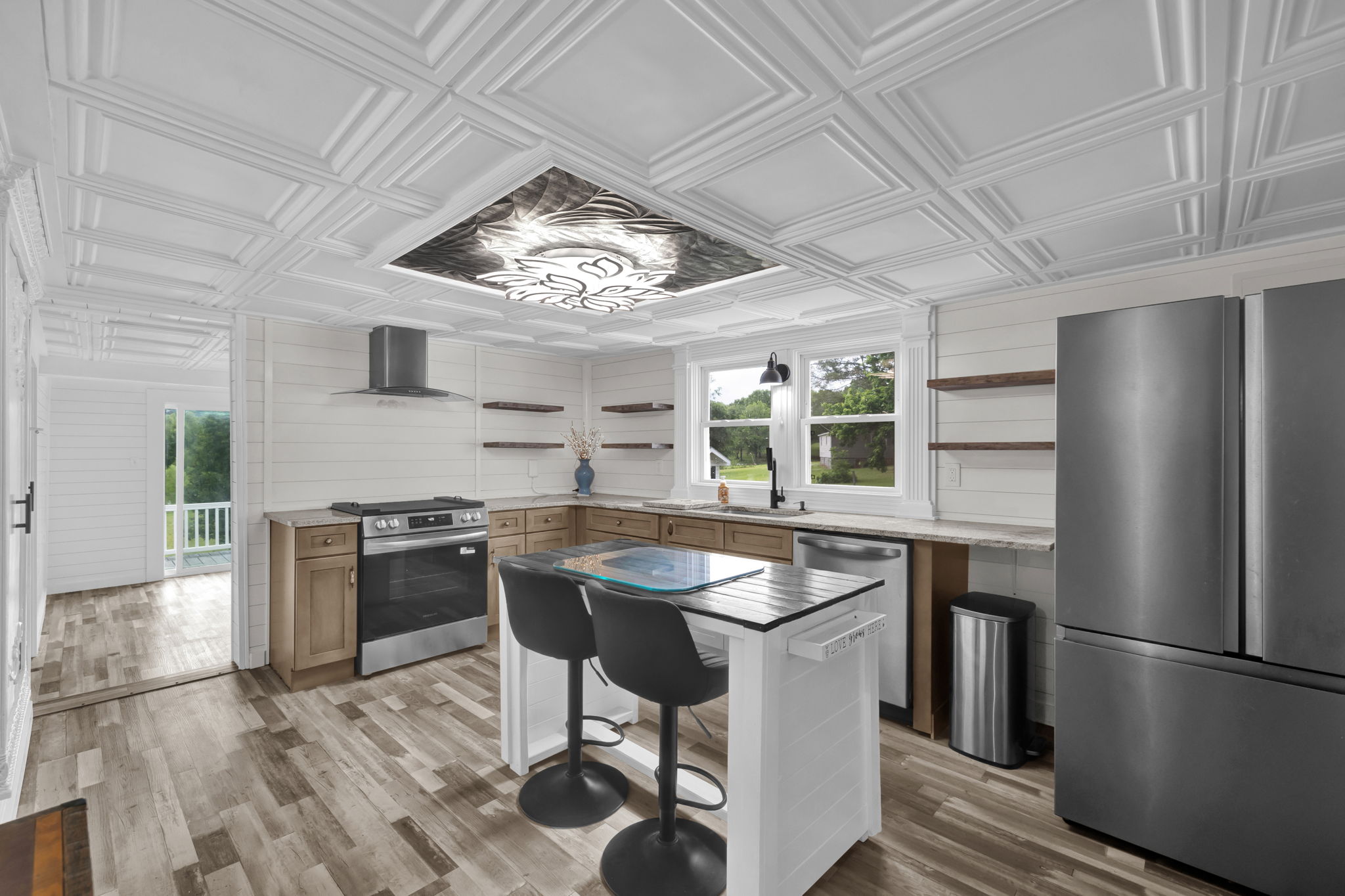 1057 Virginia St-14