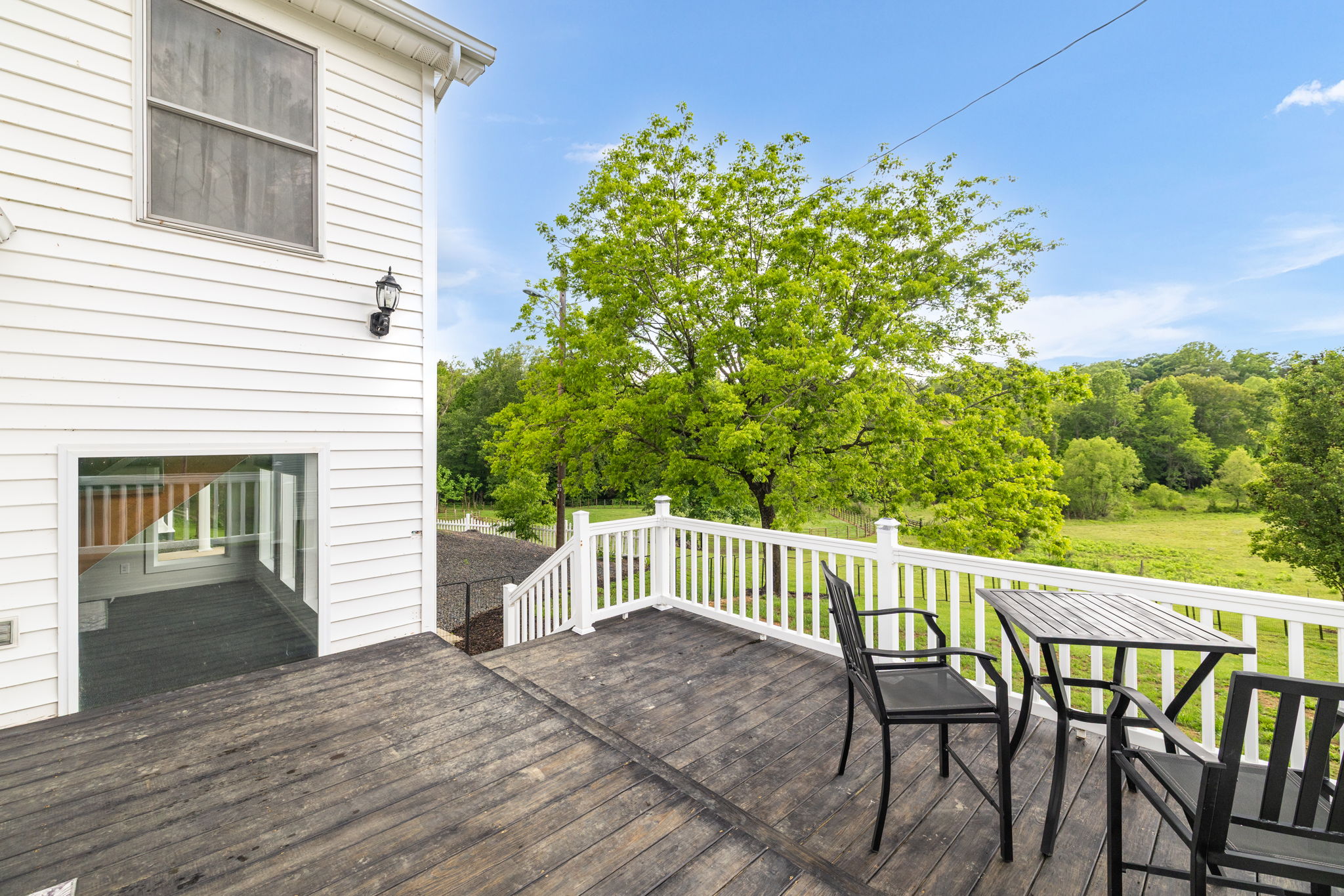 1057 Virginia St-31
