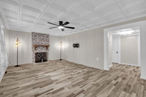 1057 Virginia St-8