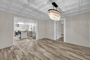 1057 Virginia St-10
