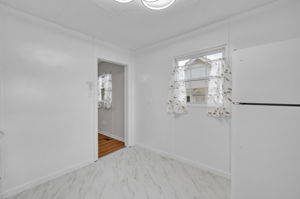 1057 Virginia St-50