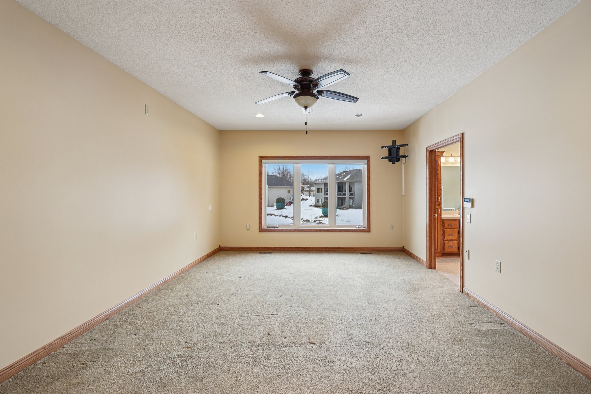 Alamo St-S1701-029.jpg