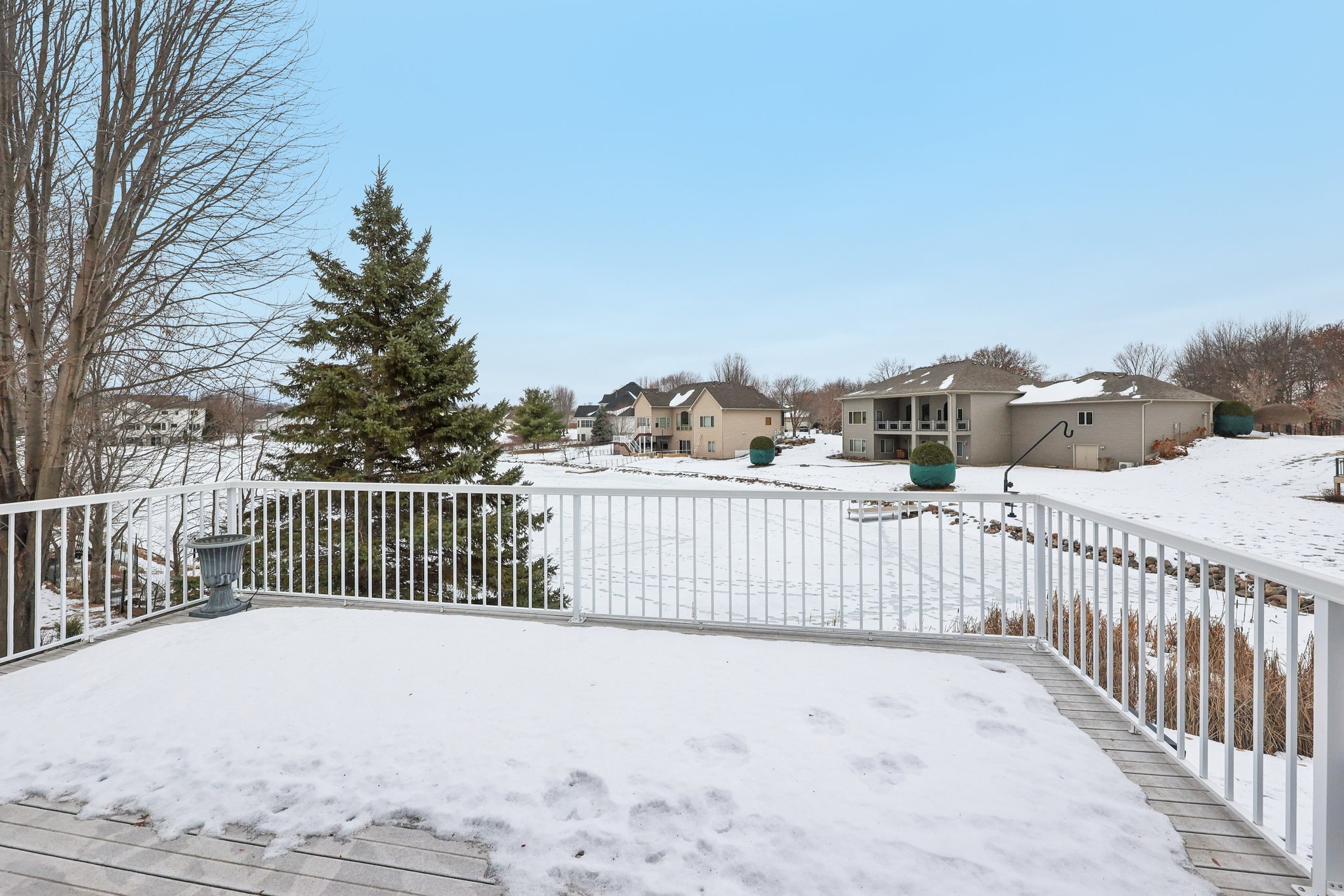 Alamo St-S1701-054.jpg