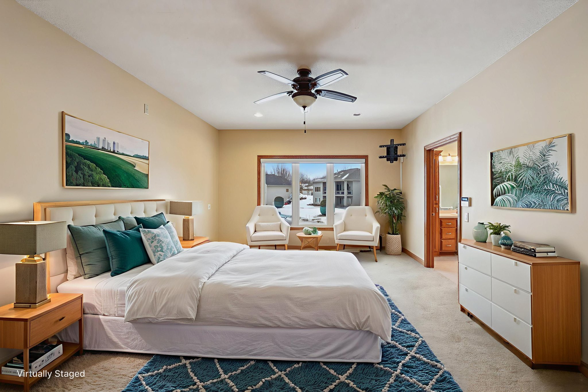 Alamo St-S1701-029 virtually staged.jpeg