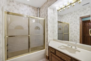 Jack n' Jill bathroom upstairs