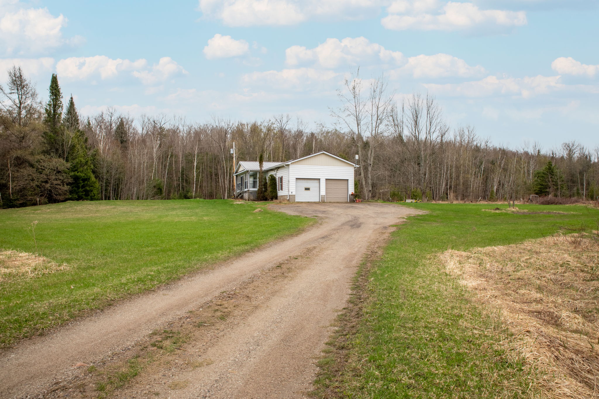  Photo 48