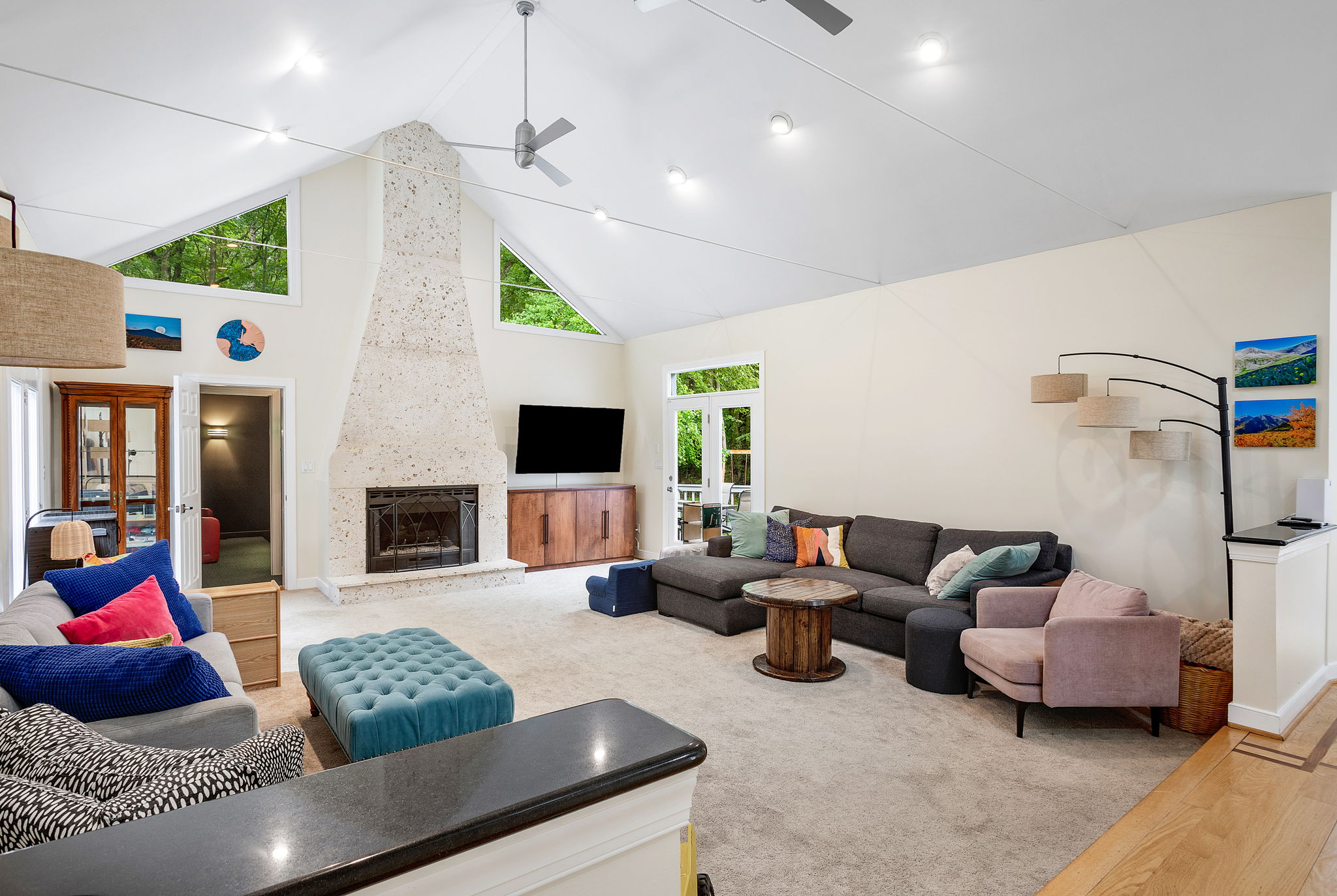 08-Living Room