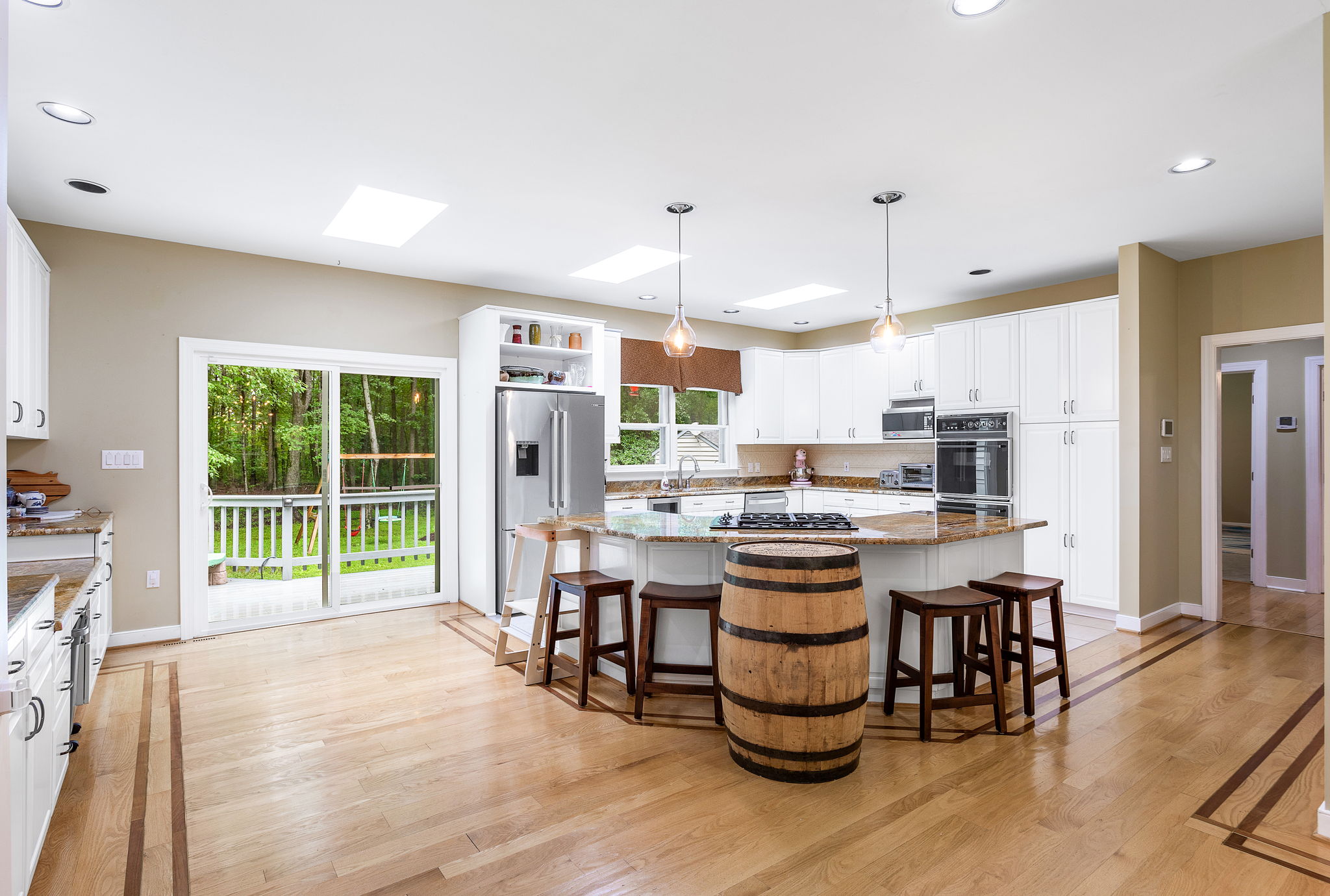 13-Kitchen