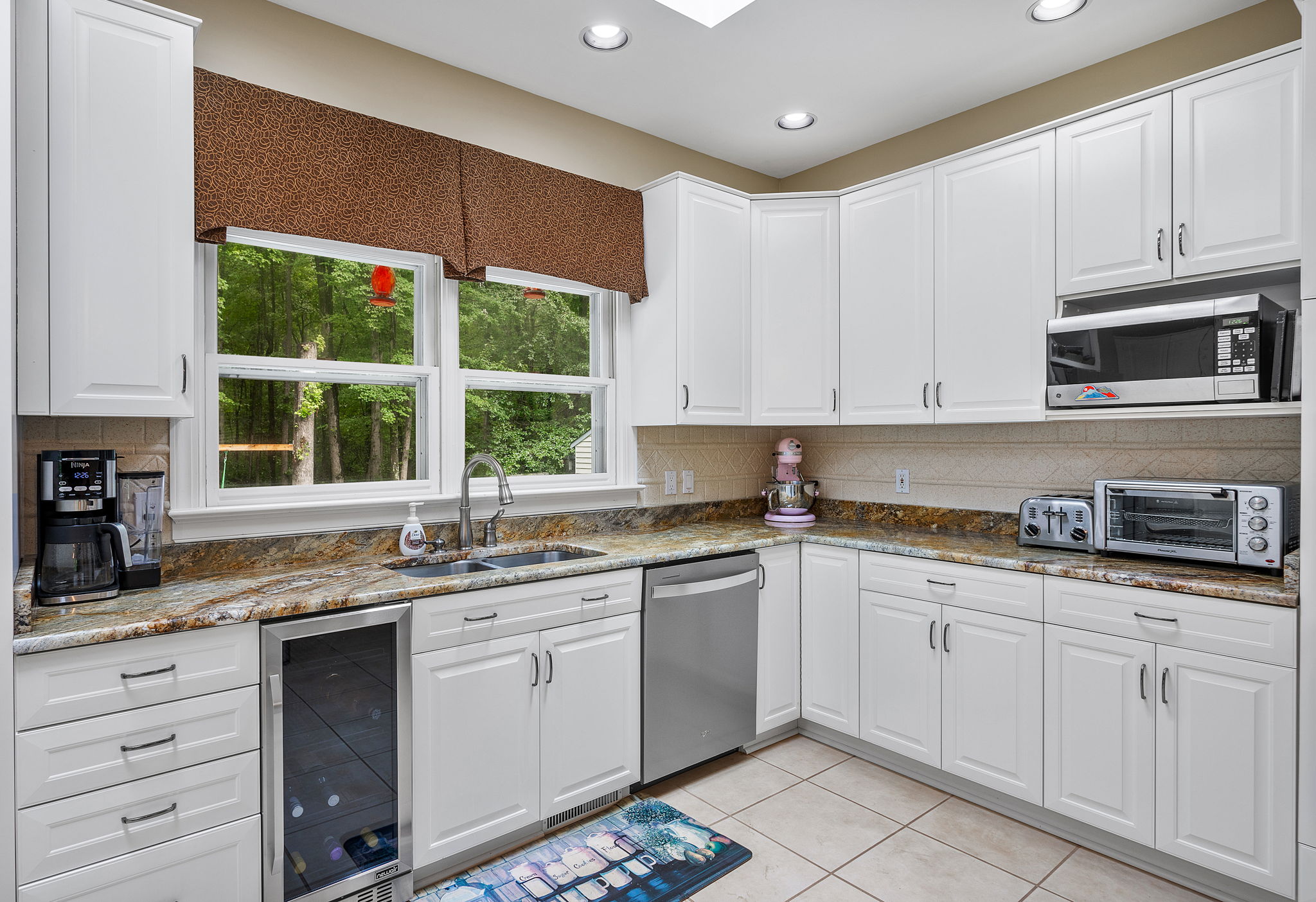 18-Kitchen