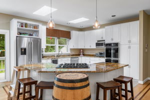 14-Kitchen