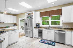 17-Kitchen