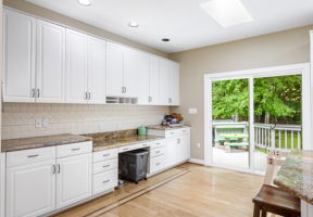 21-Kitchen