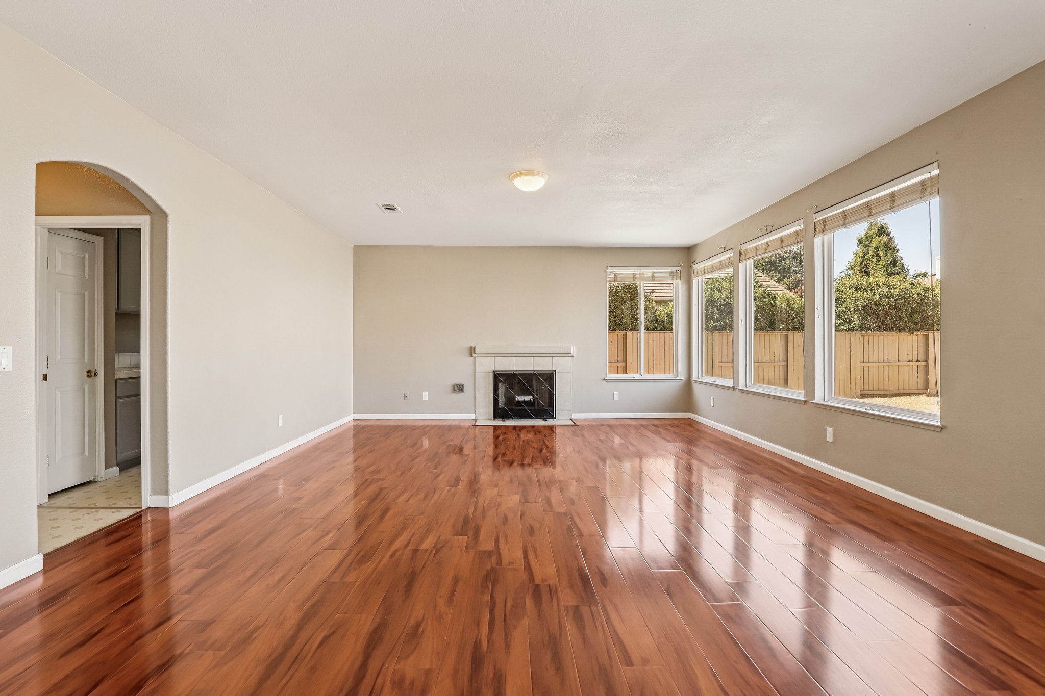 Rubicon Ave-S1609-011.jpg