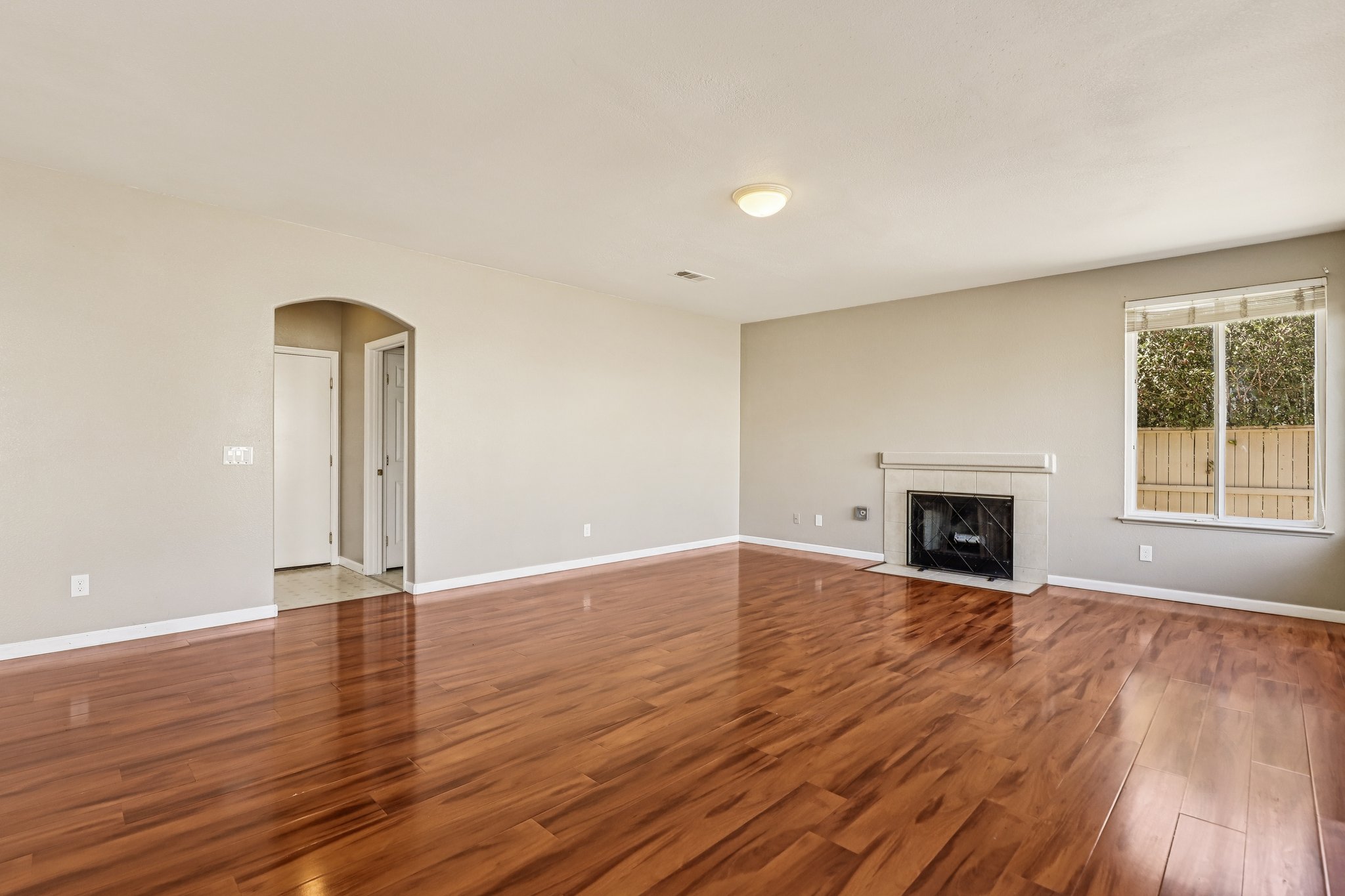 Rubicon Ave-S1609-012.jpg