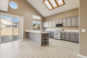 Rubicon Ave-S1609-016.jpg